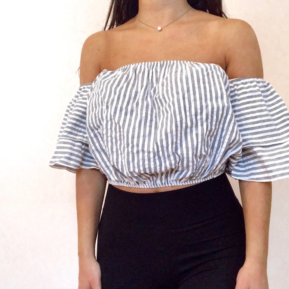 ‼️SOLD‼️Off The Shoulder Striped Tube Top - Picture 2 of 4